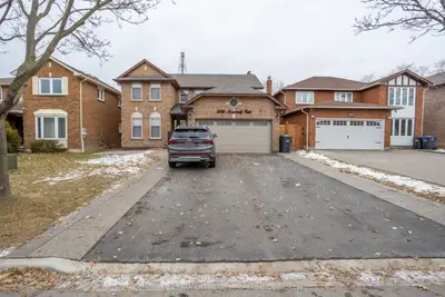 2686 Ambercroft Trail, Mississauga, On L5m 4j9