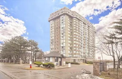 880 Dundas Street Uph 02, Mississauga, On L5c 4h3
