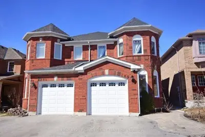 3389 Wild Cherry Lane, Mississauga, On L5n 7n7