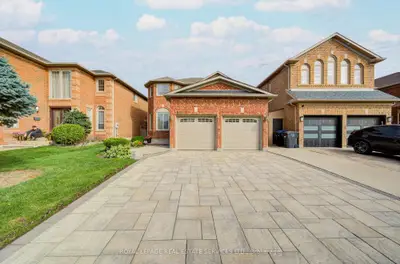 5087 Silverwater Mill Crescent, Mississauga, ON L5V 2B6