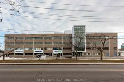 501 Alliance Avenue 303, Toronto W03, ON M6N 2J1