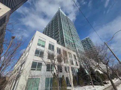 1900 Lake Shore Boulevard 102, Toronto W01, On M6s 1a4