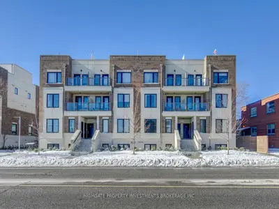 256 Royal York Road 112, Toronto W06, ON M8V 2V9