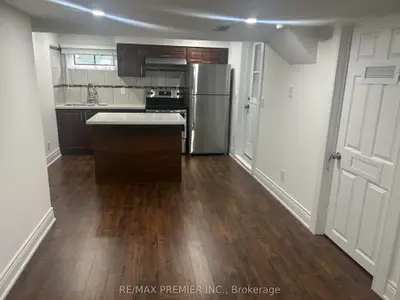 4057 Taffey Crescent Lower, Mississauga, On L5l 2a6