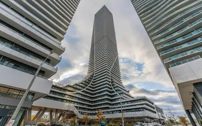 30 Shore Breeze Drive 5601, Toronto W06, ON M8V 0J1