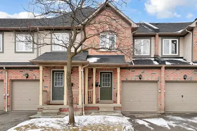 4600 Kimbermount Avenue 39, Mississauga, ON L5M 6Z5