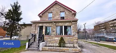 1562 Jane st Street, Toronto W04, ON M9N 2R6