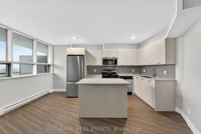 4340 Bloor Street W 1202, Toronto W08, On M9c 2a6