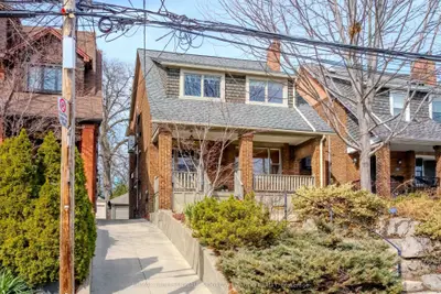 48 Evelyn Avenue, Toronto W02, ON M6P 2Y9