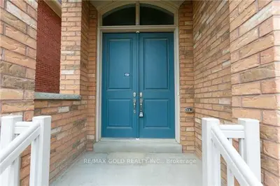 137 Inspire Boulevard, Brampton, On L6r 0b3
