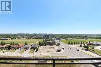 1060 Sheppard Avenue 1107, Toronto W05, ON M3J 0G7