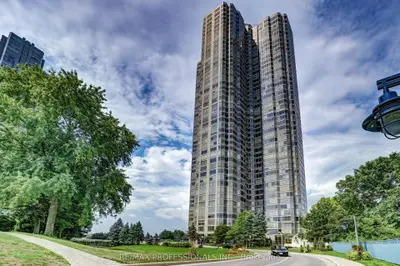 1 Palace Pier Court 1108, Toronto W06, On M8v 3w9