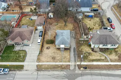 48 King Street, Halton Hills, ON L7G 2G4