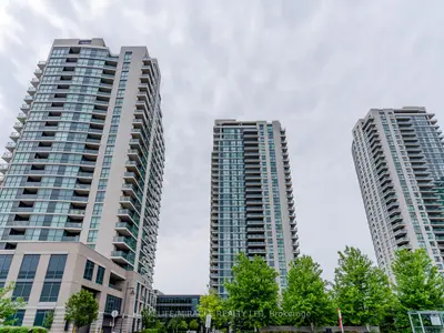 215 Sherway Gardens Road 1606, Toronto W08, On M9c 0a4