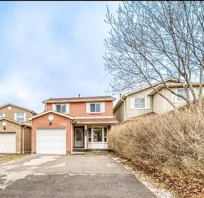 6051 Fullerton Crescent, Mississauga, ON L5N 3A3