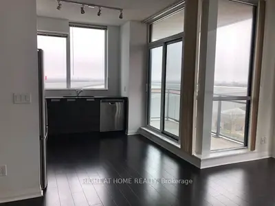 75 Eglinton Avenue W 602, Mississauga, ON L5R 0E4