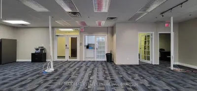 1550 South Gateway Road 220-221, Mississauga, On L4w 5g6
