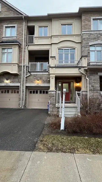 441 Brooklyn Common, Oakville, On L6h 3p4