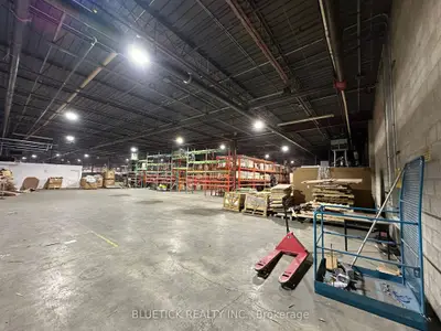 83 Bakersfield Street 3, Toronto W05, On M3j 1z4