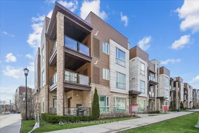 2370 Khalsa Gate 311, Oakville, ON L6M 1P5