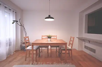 1292 Sherwood Mills Boulevard 75, Mississauga, ON L5V 2G8