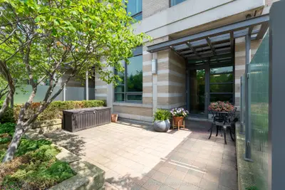225 Sherway Gardens Road 102, Toronto W08, ON M9C 0A3