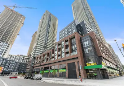 4130 Parkside Village Drive 2306, Mississauga, ON L5B 3M8