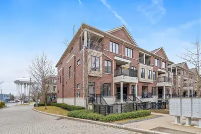 130 Twenty Fourth Street 65, Toronto W06, ON M8V 3N7