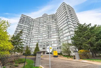 50 Kingsbridge Garden Circle 1508, Mississauga, On L5r 1y2