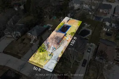 559 Drymen Crescent, Mississauga, On L5g 2n9