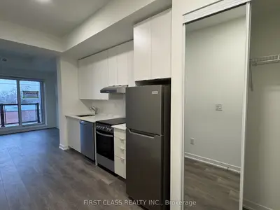 165 Canon Jackson Drive 301, Toronto W04, On M6m 2g1