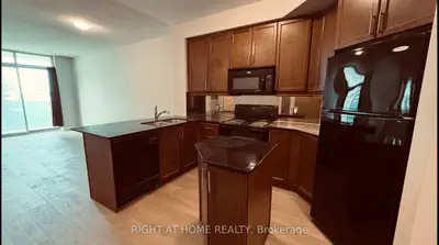 90 Absolute Avenue 1007, Mississauga, On L4z 0a1