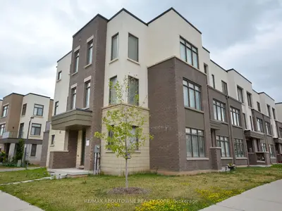 331 Squire Crescent, Oakville, ON L6H 0L9