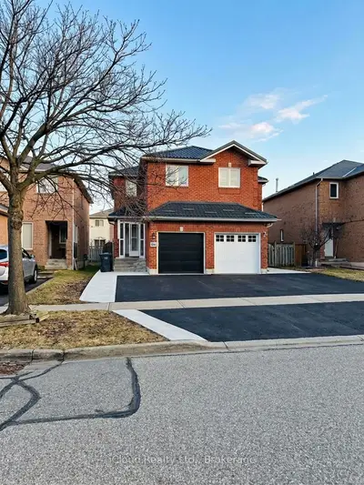 5641 Cortina Crescent, Mississauga, ON L4Z 3R4