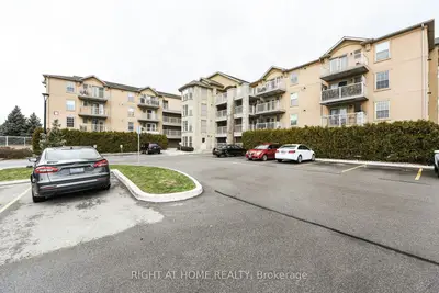 1480 Bishops Gate 301, Oakville, On L6m 4n4