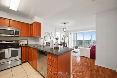 4850 Glen Erin Drive 1005, Mississauga, ON L5M 7S1