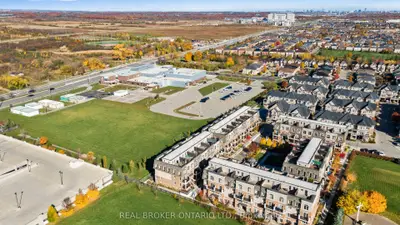 2441 Greenwich Drive N 42, Oakville, On L6m 0s3