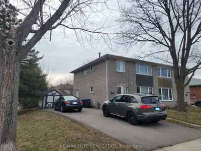 3448 Ellengale Drive Lower, Mississauga, On L5c 1z7