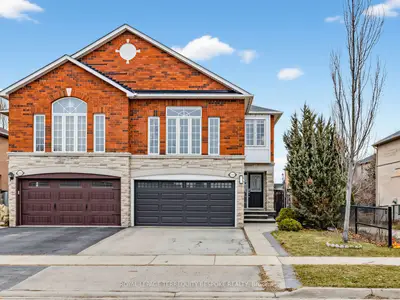 1485 Pinecliff Road, Oakville, ON L6M 4A8