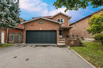 4566 Longmoor Road, Mississauga, ON L5M 4H4