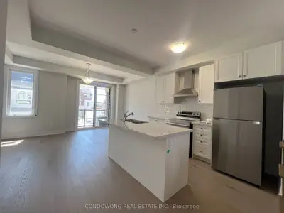 5951 Saigon Street, Mississauga, ON L5V 0E9