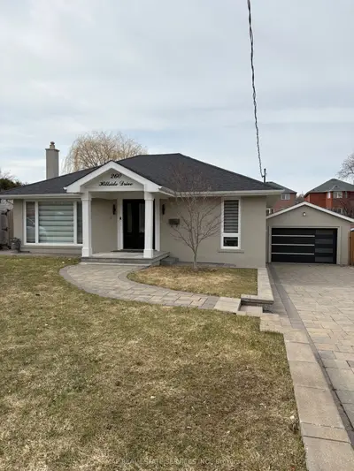 260 Hillside Drive, Mississauga, ON L5M 1G5