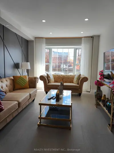 4519 Haydock Park Drive Primary Room, Mississauga, On L5m 3c7