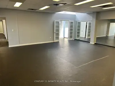 323 Kerr Street 209, Oakville, ON L6K 3B6