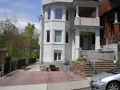 20 Glen Gordon Road 4, Toronto W02, On M6p 1b8