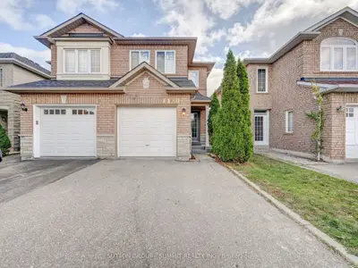 1140 FOXGLOVE Place, Mississauga, ON L5V 2N4
