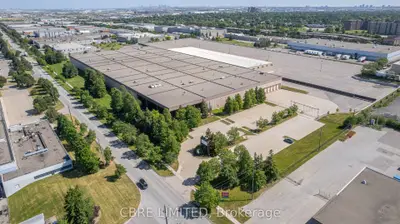 190 Summerlea Road, Brampton, On L6t 4w4