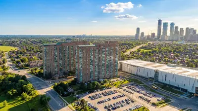 115 Hillcrest Avenue 615, Mississauga, On L5b 3y9