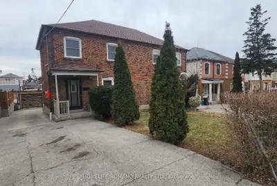 57 Trowell Avenue, Toronto W03, On M6m 1l5