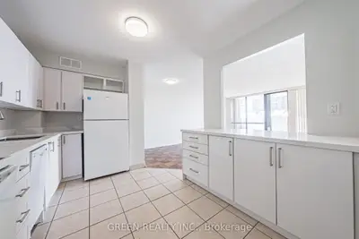 2220 Marine Drive 308, Oakville, ON L6L 1C1